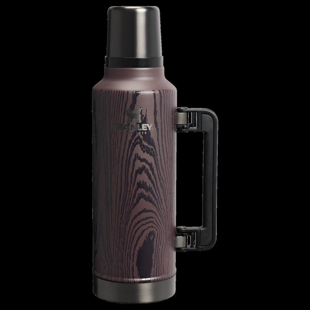 The Cheers & Cheer Classic Legendary Bottle | 2 QT