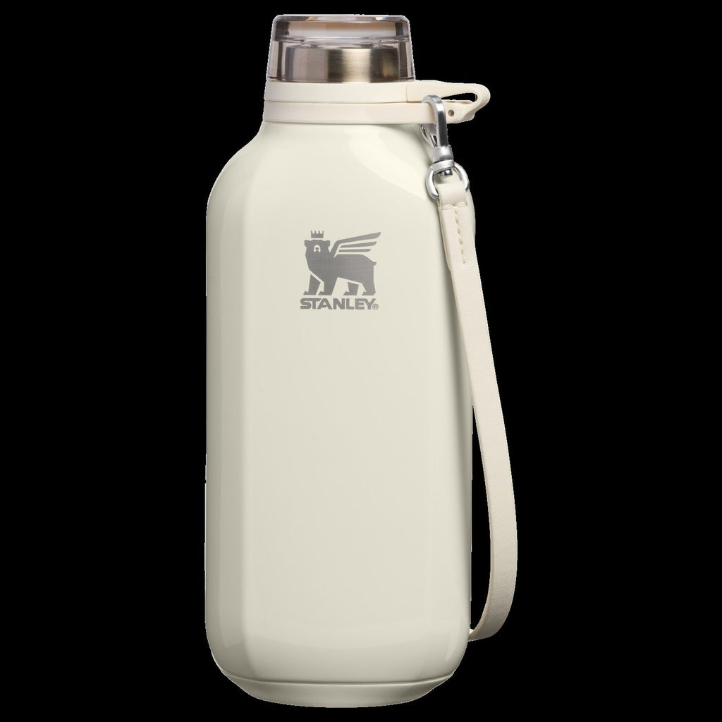 The Stanley Clutch Bottle | 16 OZ