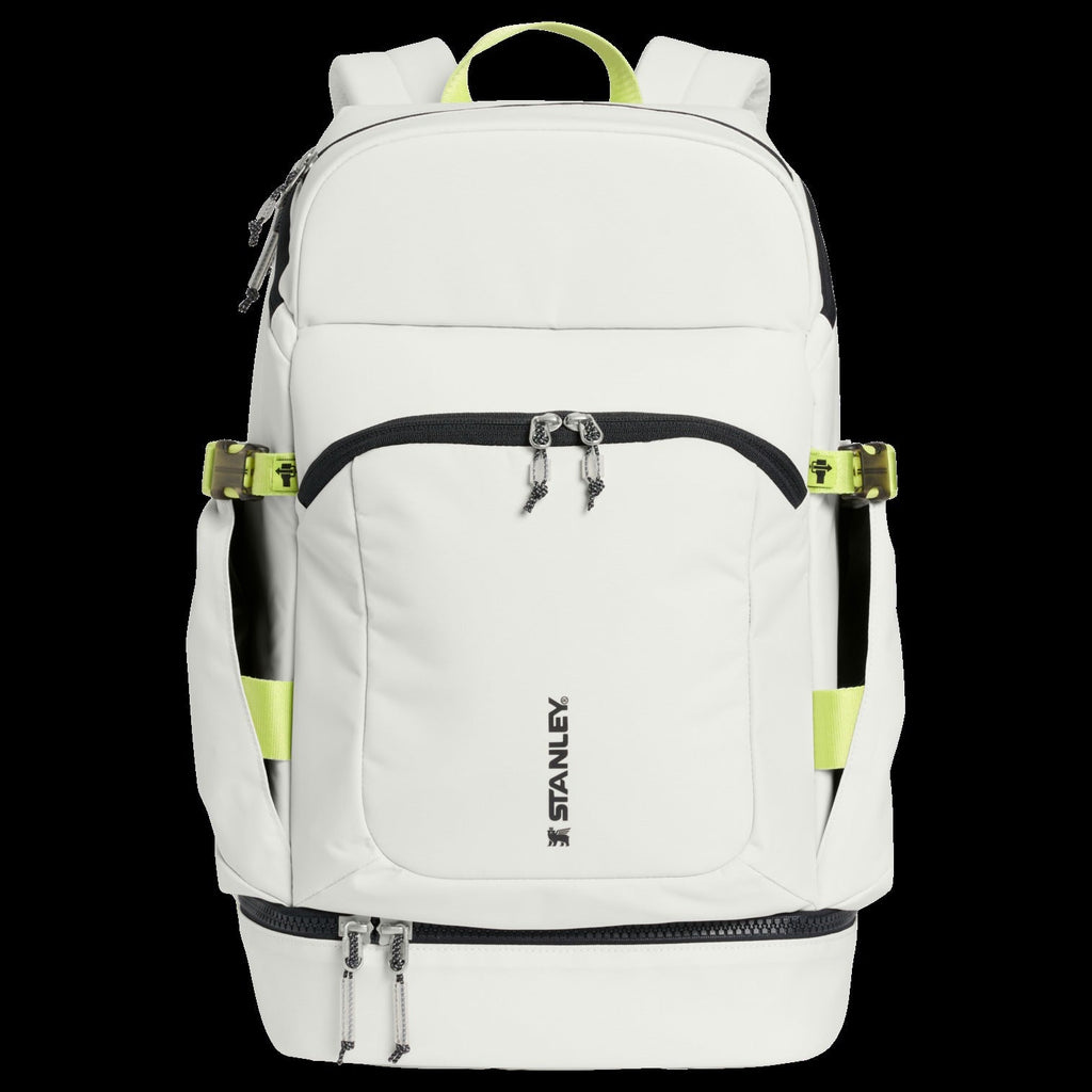 The VitalizeTM Backpack | 30.9 QT