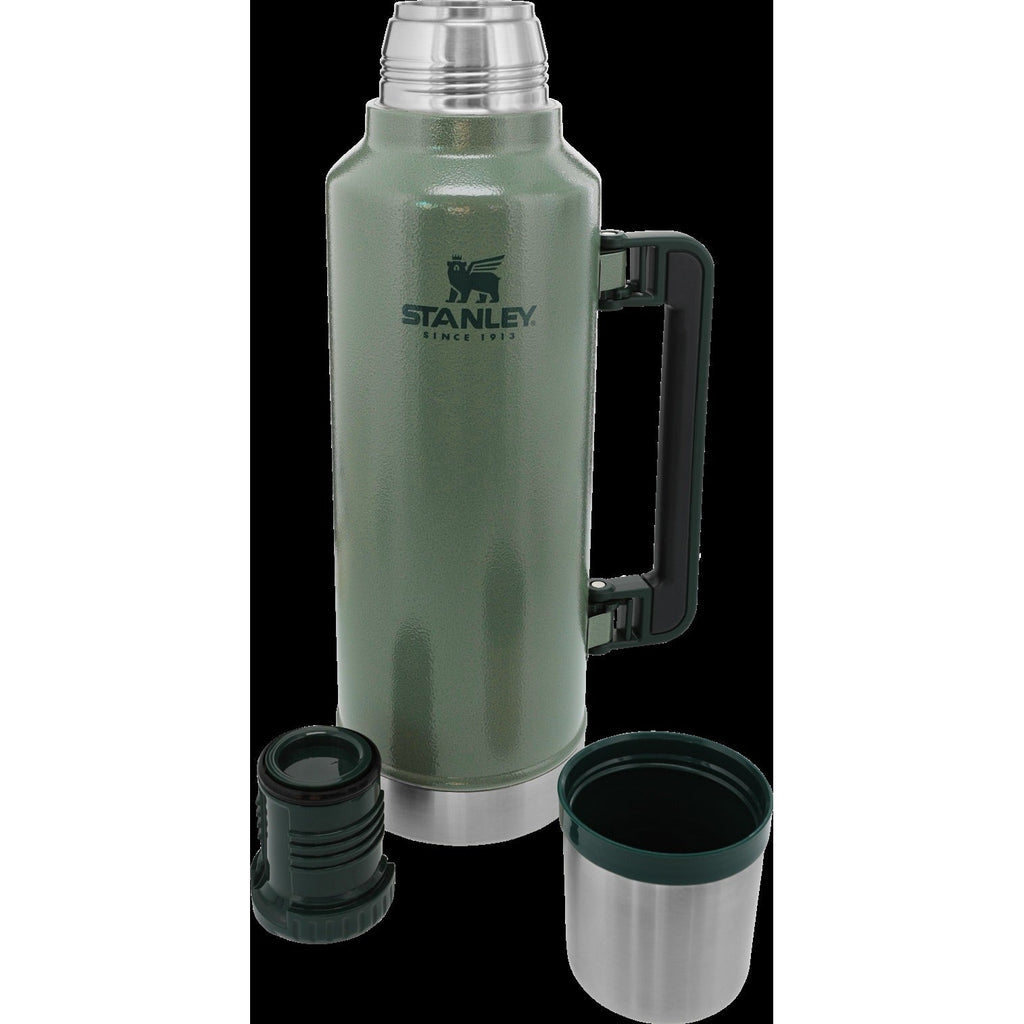 Classic Legendary Bottle | 2 QT - Stanley Create