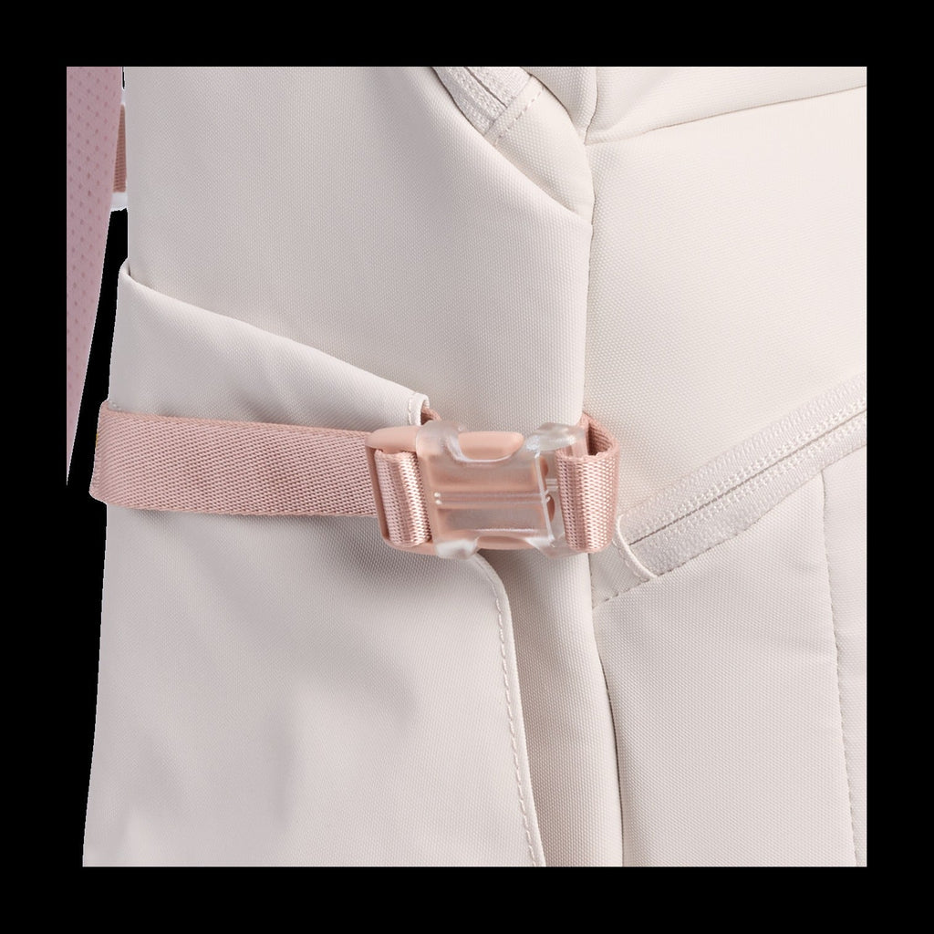 The VitalizeTM Backpack | 30.9 QT